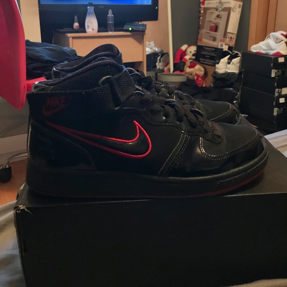 Nike high tops